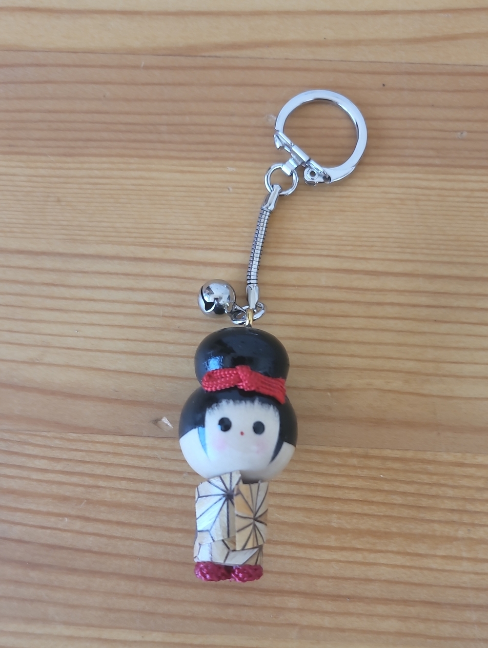 Kokeshi Doll Keychain - Black Hair, Red Bow